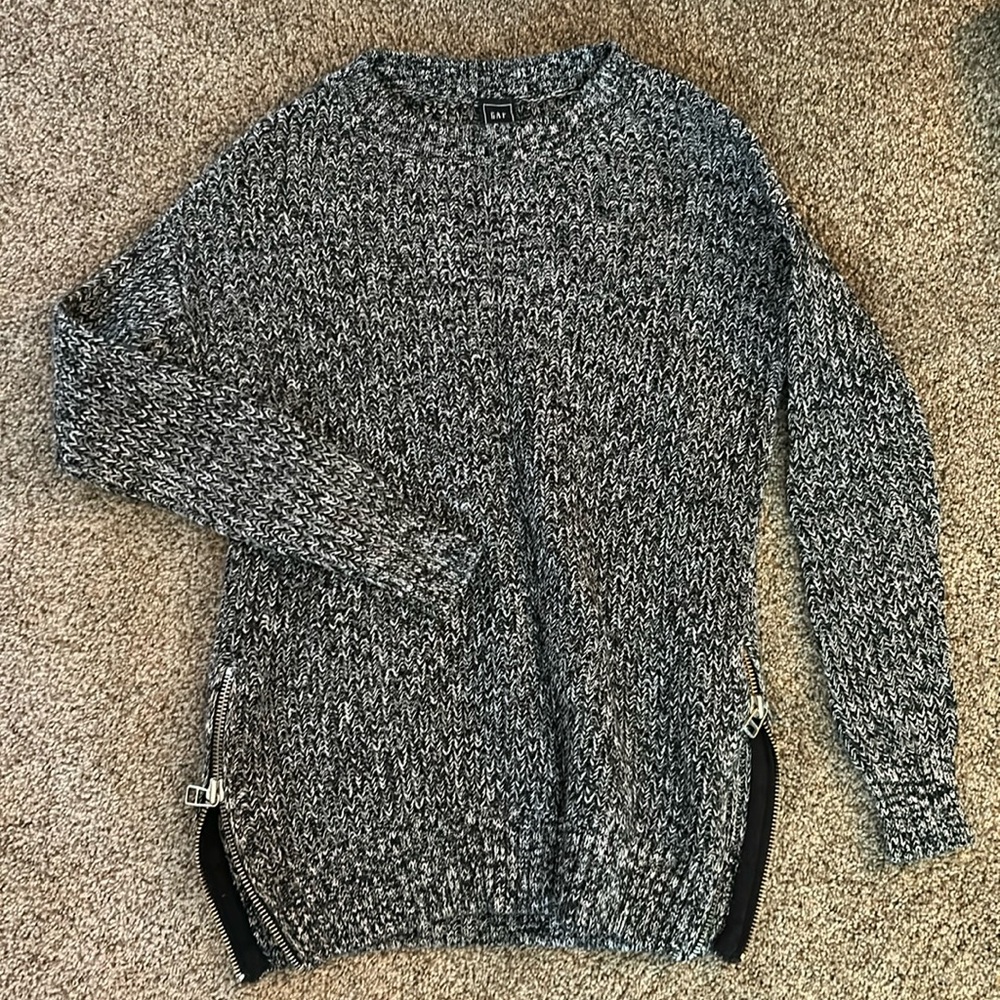 GAP cableknit